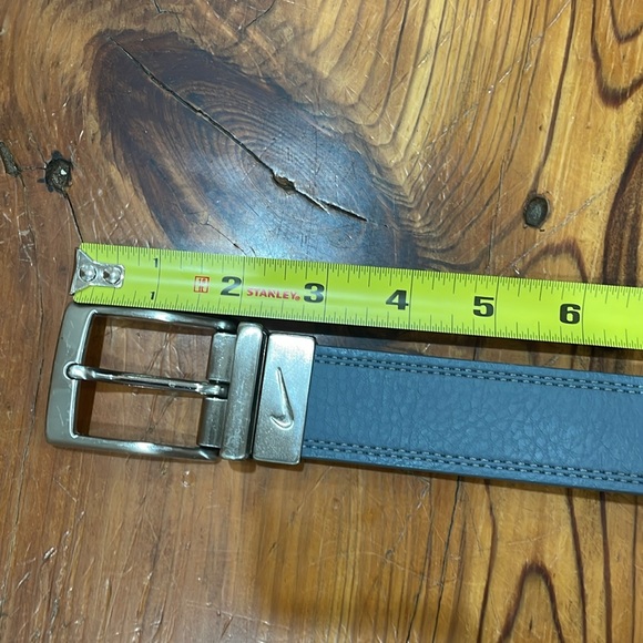Nike genuine leather reversible grey and white belt size 36 - Picture 3 of 12